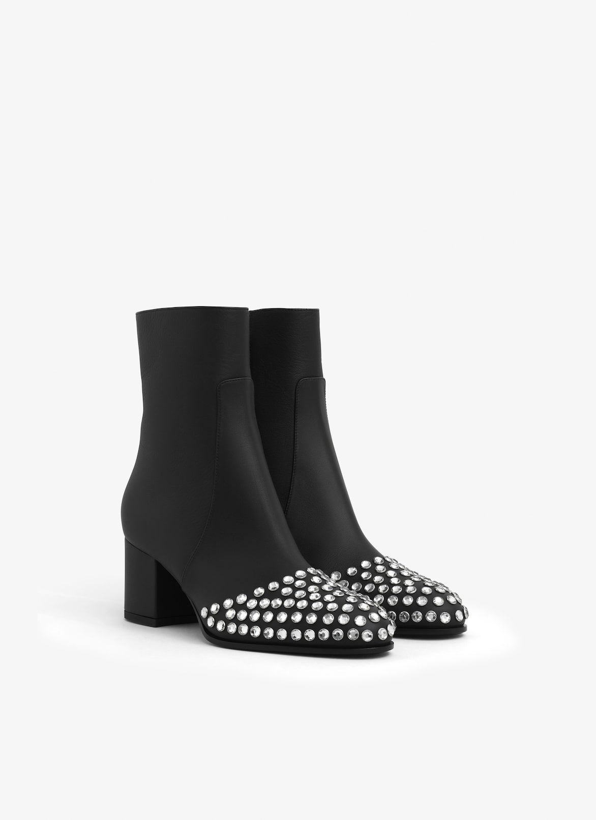 LOW BOOTS IN STRASS CALFSKIN ALAÏA BLACK LOW BOOTS IN STRASS CALFSKIN